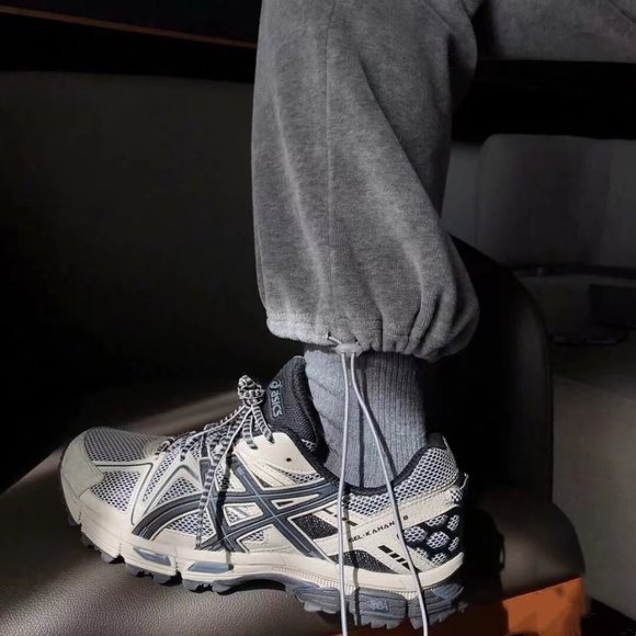 Asics Gel Kahana 8 - Picture 2 of 4